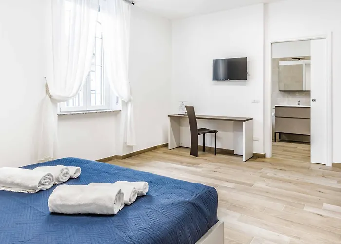 La Perla Rooms